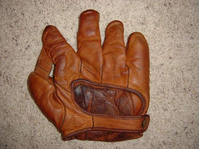 Thomas E. Wilson 614 1 Inch Web Back